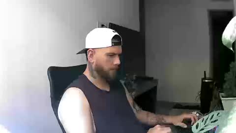 Snapshot of pipe1203 chatting on March 16, 2026, 4:33 pm pipe1203 online show from March 16, 2026, 4:33 pm