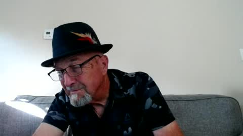 Snapshot of pipewizard chatting on June 16, 2026, 11:18 pm pipewizard online show from June 16, 2026, 11:18 pm