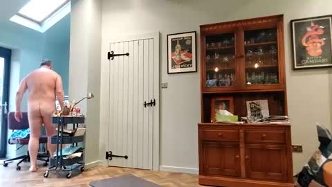 piphwyl online show from December 10, 2024, 2:17 pm