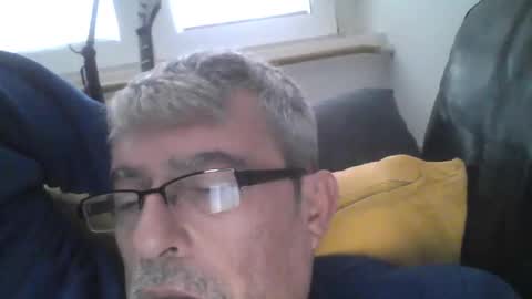 Snapshot of pipi2704 chatting on January 1, 2025, 9:07 am pipi2704 online show from January 1, 2025, 9:07 am