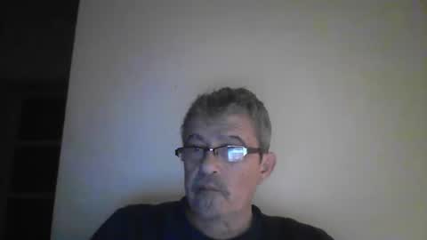 Snapshot of pipi2704 chatting on January 11, 2025, 7:16 pm pipi2704 online show from January 11, 2025, 7:16 pm