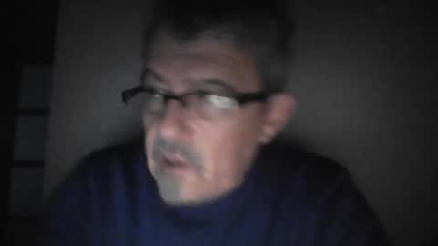 Snapshot of pipi2704 chatting on January 12, 2025, 3:25 pm pipi2704 online show from January 12, 2025, 3:25 pm