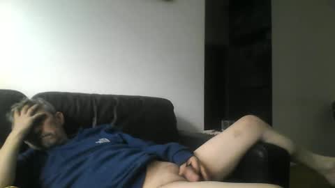 Snapshot of pipi2704 chatting on January 26, 2025, 11:28 am pipi2704 online show from January 26, 2025, 11:28 am