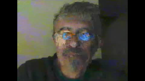 Snapshot of pipi2704 chatting on February 18, 2025, 2:49 am pipi2704 online show from February 18, 2025, 2:49 am
