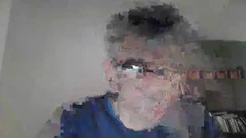 Snapshot of pipi2704 chatting on February 23, 2025, 12:05 pm pipi2704 online show from February 23, 2025, 12:05 pm