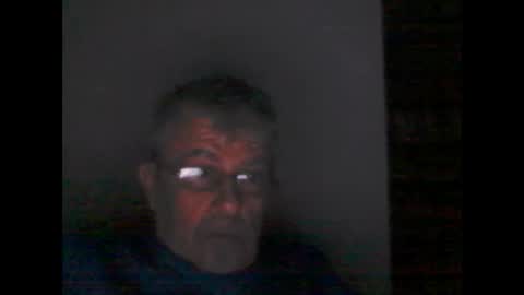 Snapshot of pipi2704 chatting on March 11, 2025, 3:16 am pipi2704 online show from March 11, 2025, 3:16 am
