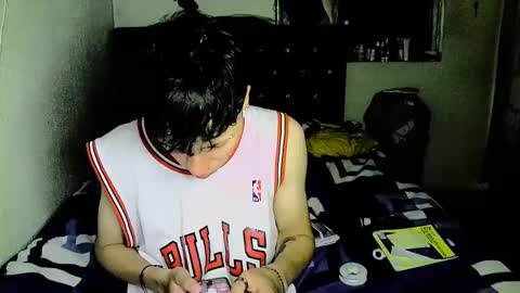 pipilin2002 online show from February 27, 2025, 3:05 pm