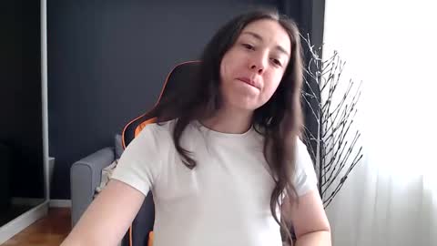 piscesgirl06 online show from February 12, 2026, 6:19 am