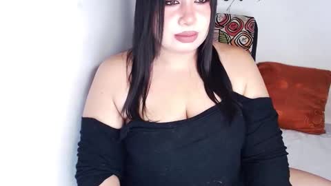 Snapshot of piscies_ass chatting on September 19, 2025, 7:32 am Piscies Ass online show from September 19, 2025, 7:32 am