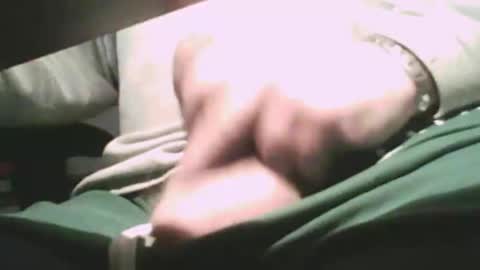 pisellinoinoino online show from January 6, 2025, 6:58 am