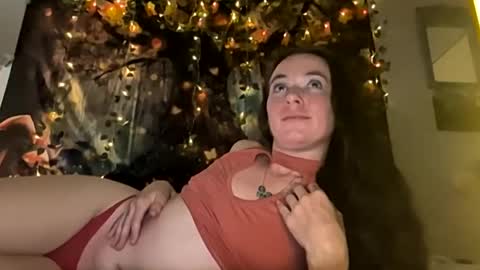 Snapshot of pixie_bella chatting on September 30, 2025, 2:27 am pixie_bella online show from September 30, 2025, 2:27 am