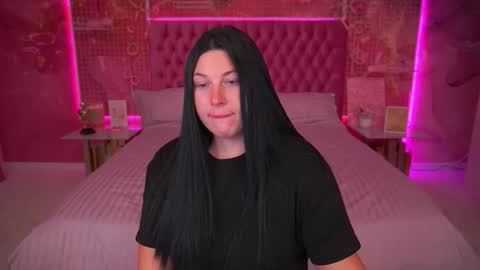 pixiehott online show from October 17, 2025, 8:00 pm