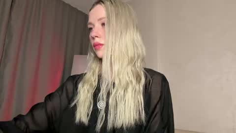 Snapshot of pixieprick chatting on May 6, 2026, 7:30 pm Emmy and Edward online show from May 6, 2026, 7:30 pm