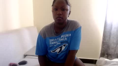 pixietease1 online show from September 27, 2025, 8:41 am