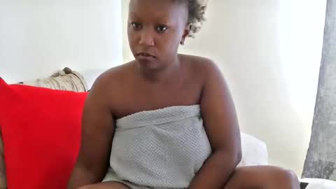 pixietease1 online show from October 14, 2025, 11:44 am