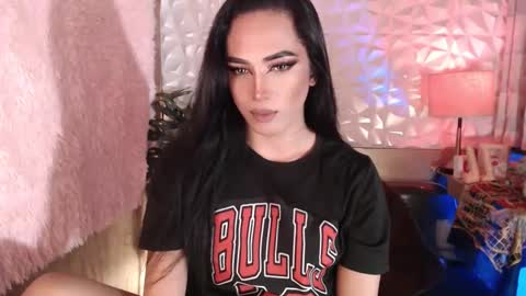 Snapshot of pixydominatrixx chatting on December 1, 2024, 7:36 pm pixydominatrixx online show from December 1, 2024, 7:36 pm