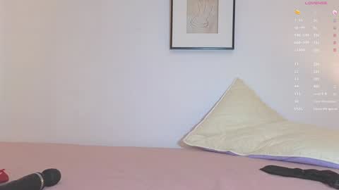 Angie Henao online show from January 3, 2025, 8:22 pm