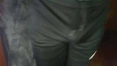 Snapshot of pl4yer21 chatting on January 10, 2026, 12:01 am pl4yer21 online show from January 10, 2026, 12:01 am