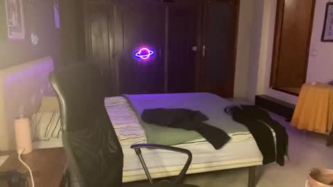 Snapshot of placebo14 chatting on December 4, 2024, 10:30 pm placebo14 online show from December 4, 2024, 10:30 pm