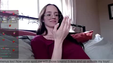 Snapshot of plantbabeee chatting on December 10, 2024, 6:49 pm Plantbabeee online show from December 10, 2024, 6:49 pm