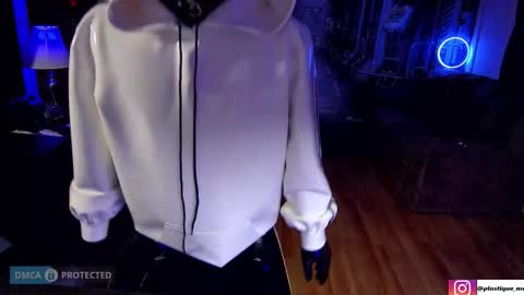 plasticme online show from February 22, 2026, 5:55 pm