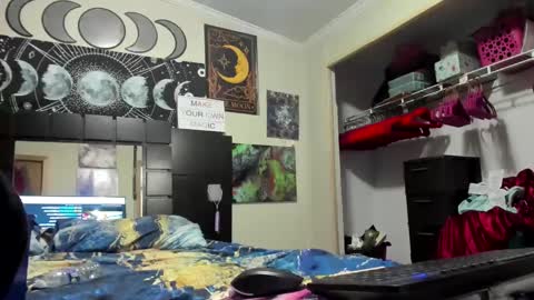 Lexi online show from January 23, 2025, 11:58 pm