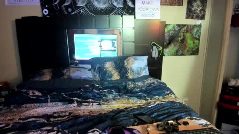 Lexi online show from January 25, 2025, 6:34 am