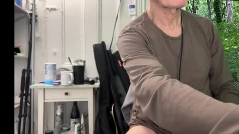 STC online show from March 6, 2025, 6:37 pm