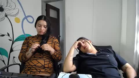 Snapshot of playful_girls3909 chatting on March 5, 2025, 7:27 pm sweed online show from March 5, 2025, 7:27 pm