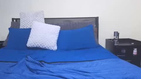 playfulcurvymilf online show from October 14, 2025, 1:12 pm