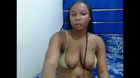 Snapshot of playfuldollx chatting on September 17, 2025, 7:43 am Playfuldollx online show from September 17, 2025, 7:43 am