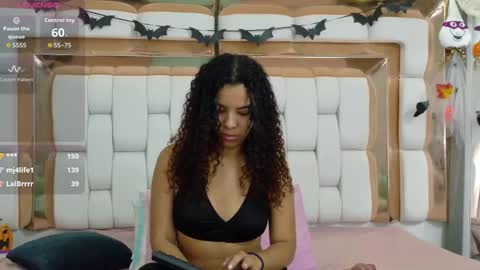 SAMARA  online show from October 23, 2025, 2:44 am