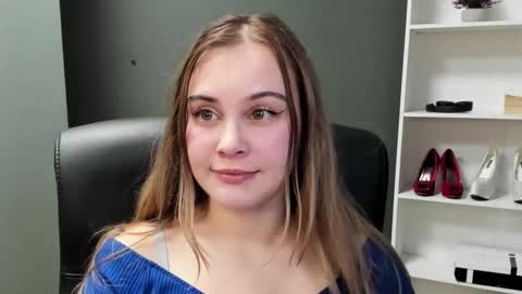 Valeria online show from February 23, 2026, 10:07 pm