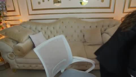 Lana online show from February 10, 2026, 8:51 am