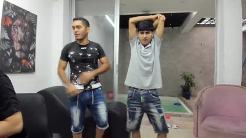   online show from February 3, 2025, 11:42 am