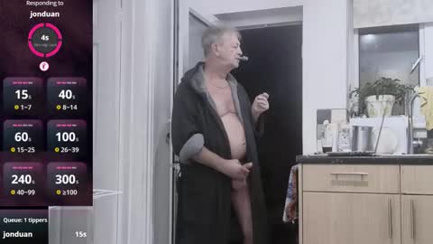 Play Me online show from October 19, 2025, 11:16 pm