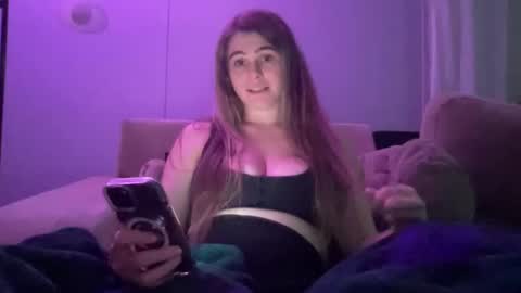 Caity online show from May 11, 2026, 12:27 am
