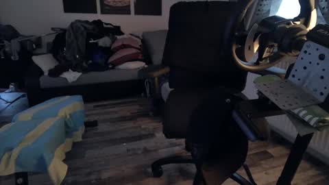 Snapshot of plboy23 chatting on April 28, 2026, 6:24 pm Hello ask me . Im glad to see you here in my room. Welcome PVT is open online show from April 28, 2026, 6:24 pm