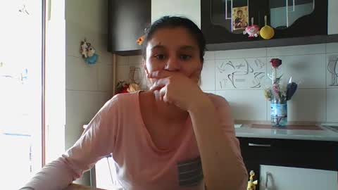 pleas3s_sweet online show from March 9, 2025, 10:52 am