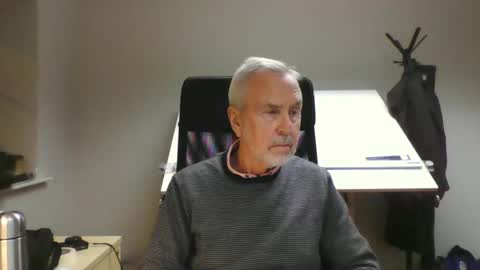 Pleasedominateme online show from December 12, 2024, 4:43 pm