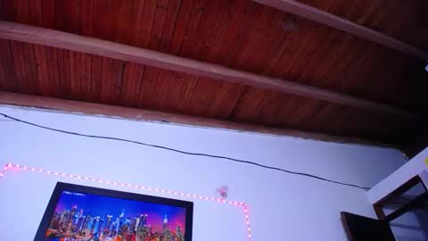  CHARLOTTE  online show from October 10, 2025, 3:11 pm