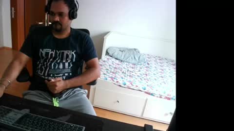 Sam online show from July 7, 2026, 12:42 pm