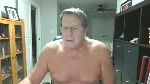 Snapshot of pleeeezeher chatting on January 16, 2025, 3:45 am pleeeezeher online show from January 16, 2025, 3:45 am