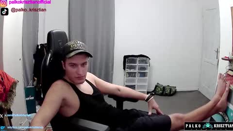 plkrisztian online show from January 12, 2026, 7:08 pm