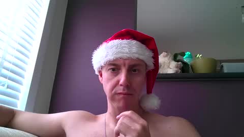 Snapshot of ploki2000 chatting on December 28, 2024, 12:35 pm Kevin online show from December 28, 2024, 12:35 pm