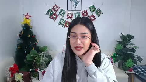 Ploysai online show from January 13, 2025, 12:41 am