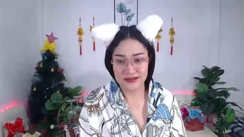 Ploysai online show from January 15, 2025, 11:40 pm
