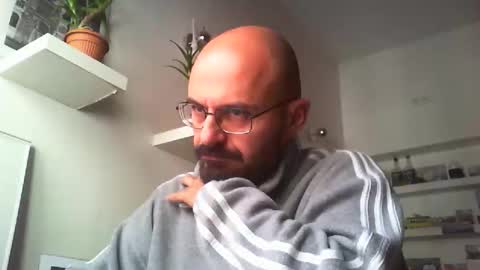 Snapshot of plu07f3520 chatting on October 25, 2025, 10:01 am plu07f3520 online show from October 25, 2025, 10:01 am