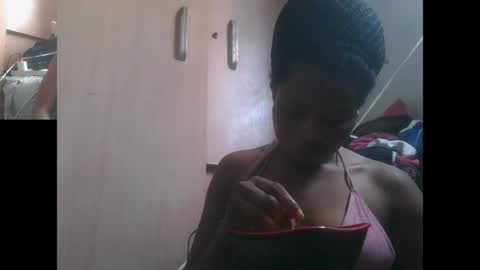 Snapshot of plumnjuicyx chatting on April 18, 2026, 10:52 am plumnjuicyx online show from April 18, 2026, 10:52 am