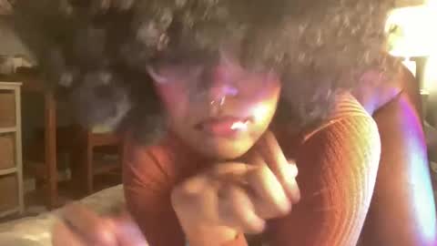 Snapshot of plushicore chatting on October 26, 2025, 11:53 pm stariette online show from October 26, 2025, 11:53 pm